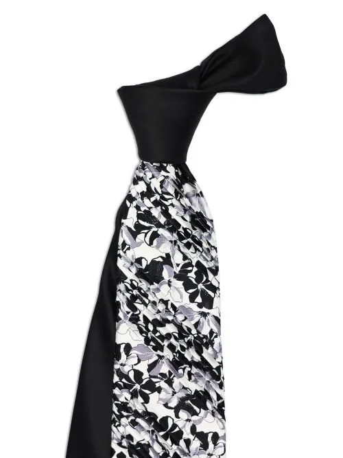 White Pleated Deco tie with flowers and contrasting black knot<sup style="background-color: #aa9b63; text-transform: capitalize; color: #FFFFFF">NEW</sup>