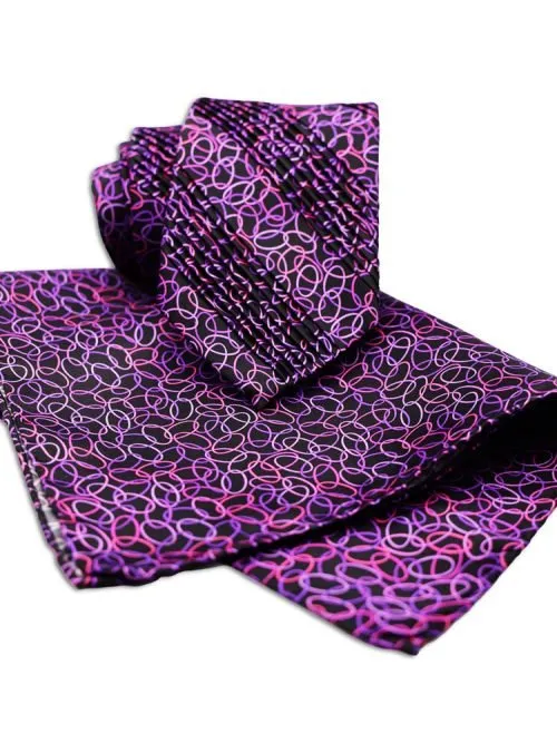Set with Black pleated tie and matching pocket square with purple circles<sup style="background-color: #aa9b63; text-transform: capitalize; color: #FFFFFF">NEW</sup>
